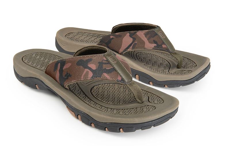 Fox clearance camo crocs