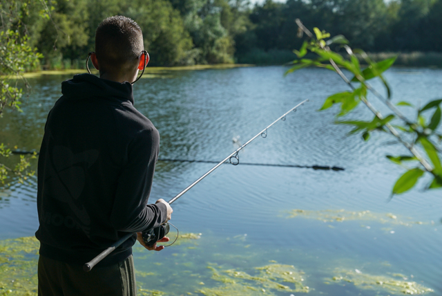 Baiting Poles - What are they suited for? What baiting pole is